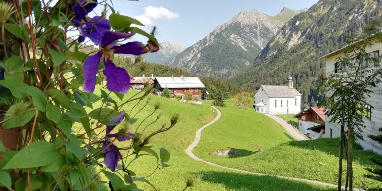 Gasthof Starzelhaus Mittelberg Dış mekan fotoğraf