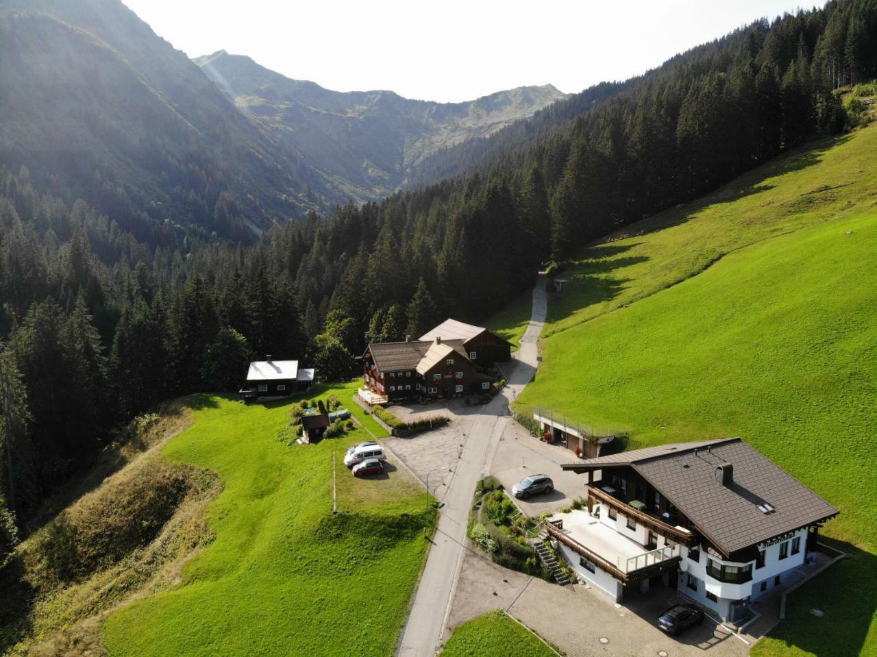 Gasthof Starzelhaus Mittelberg Dış mekan fotoğraf